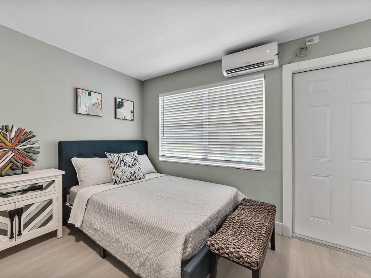 Dania Beach Holiday Retreat International Airportアパートメント エクステリア 写真