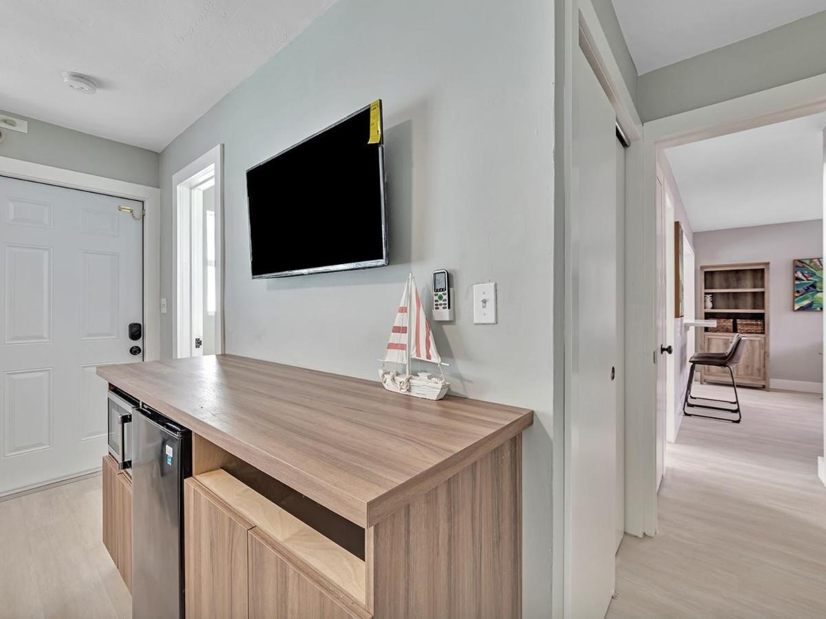 Dania Beach Holiday Retreat International Airportアパートメント エクステリア 写真