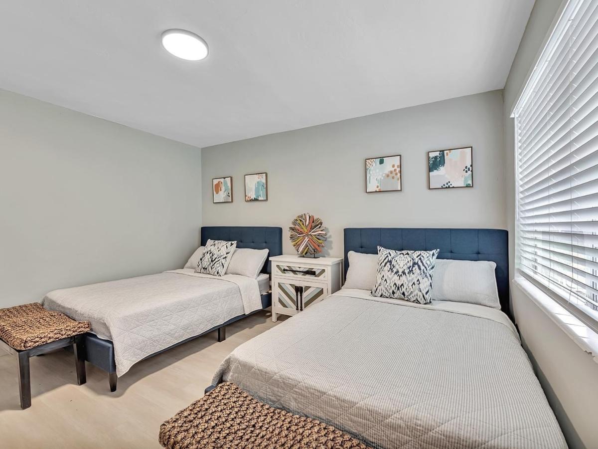 Dania Beach Holiday Retreat International Airportアパートメント エクステリア 写真